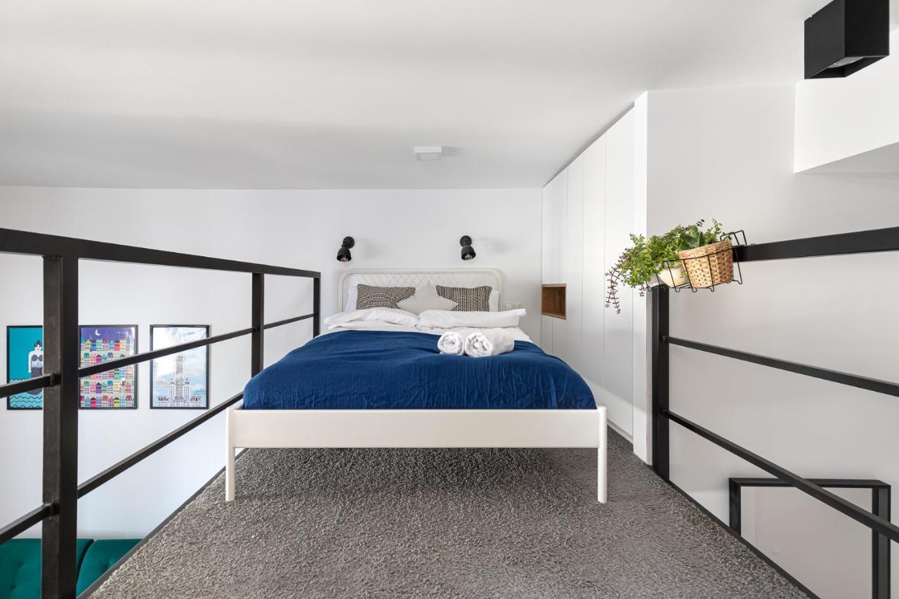 Stylowe Studio Z Antresola Warszawa Ngoại thất bức ảnh